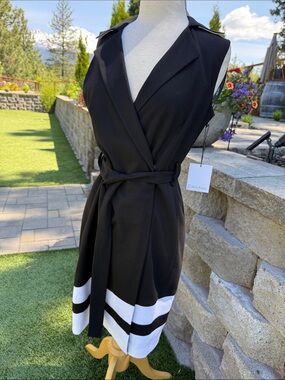 NWT- Calvin Klein Black and White Sleeveless Dress